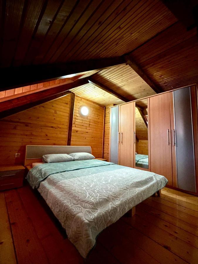 Sky High Kolasin Luaran gambar