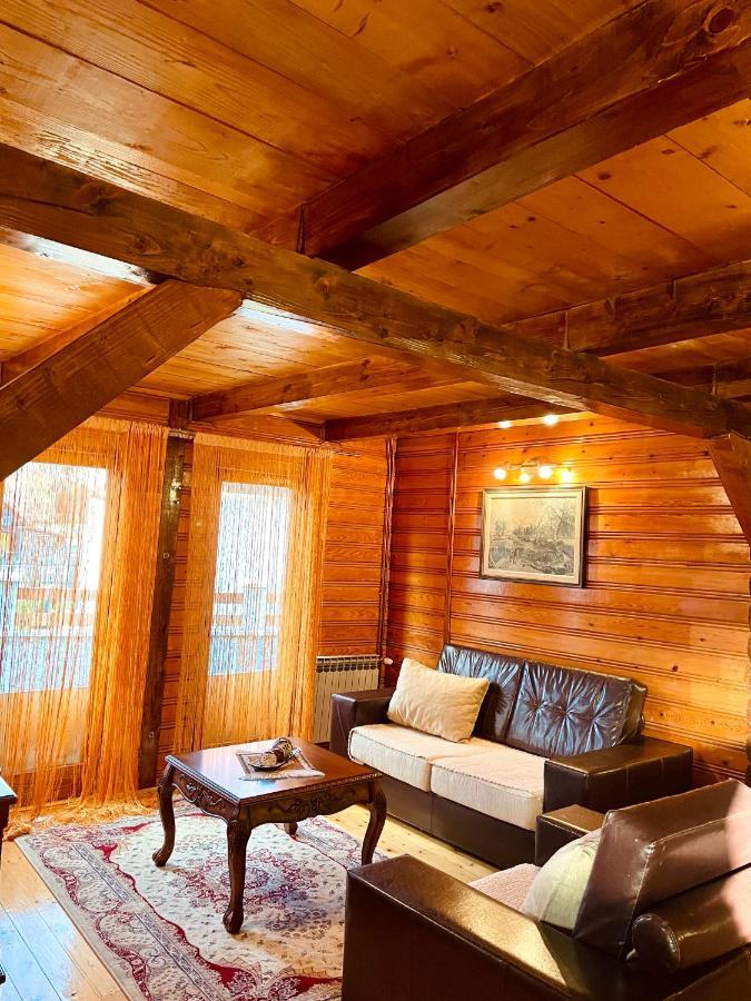 Sky High Kolasin Luaran gambar