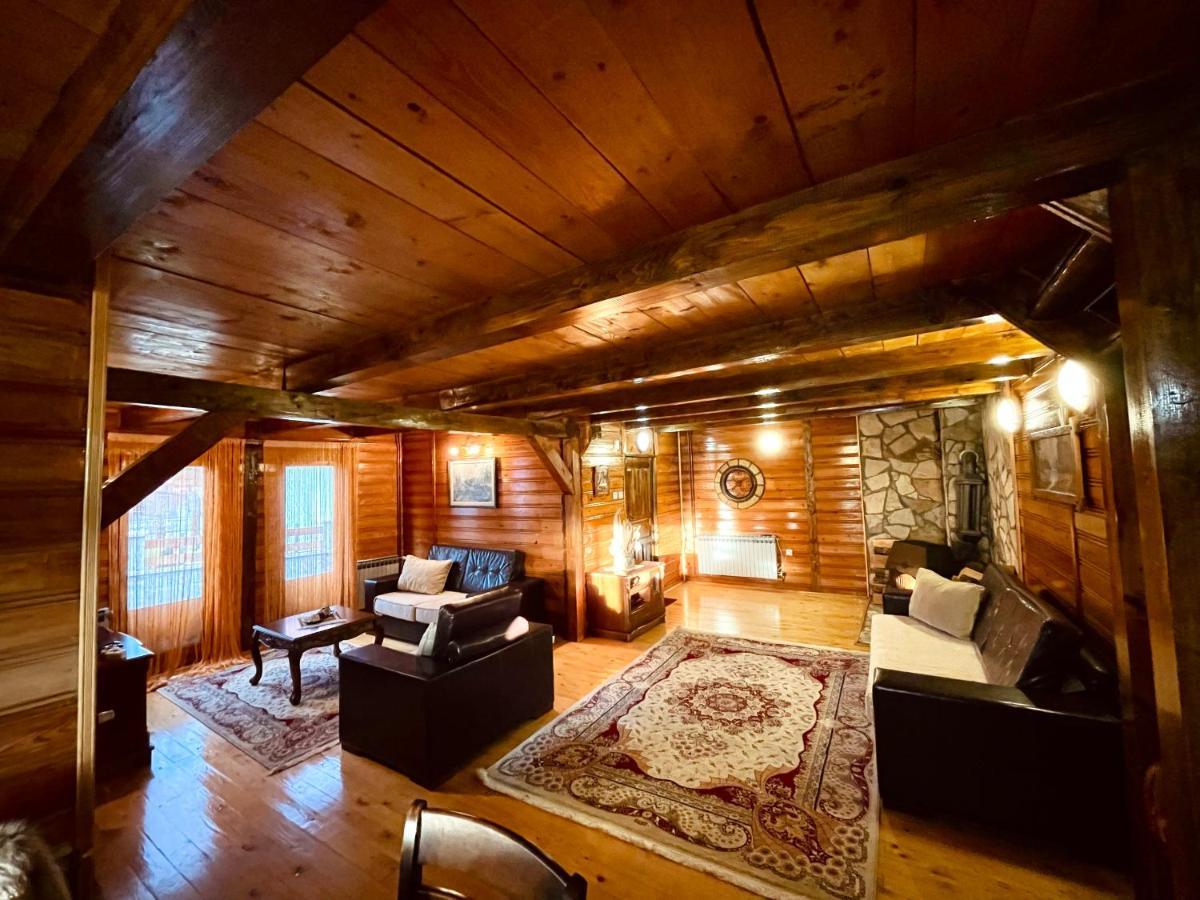 Sky High Kolasin Luaran gambar