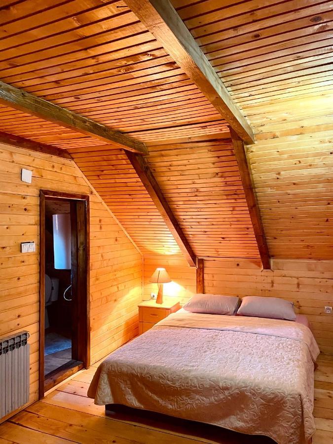 Sky High Kolasin Luaran gambar